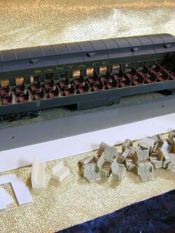 No# 9503 Athearn Coach Car: HW